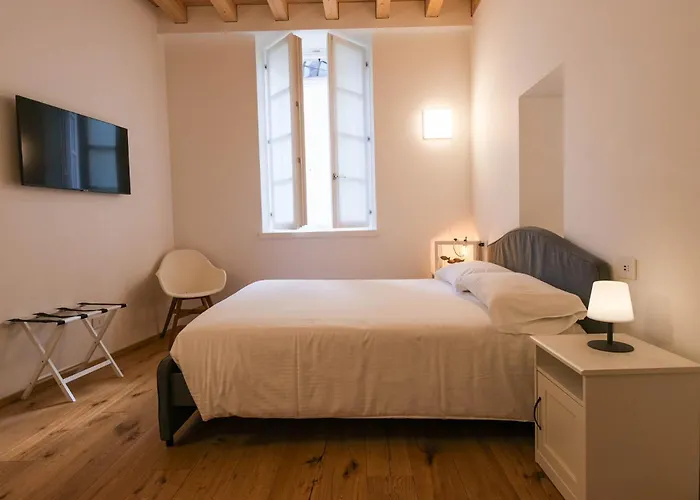 Hotell Alberti 3*
