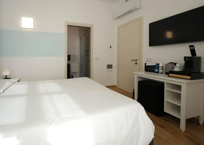 Alberti Hotell Mandello del Lario